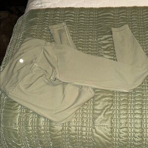 New Lululemon Olive Green Leggings